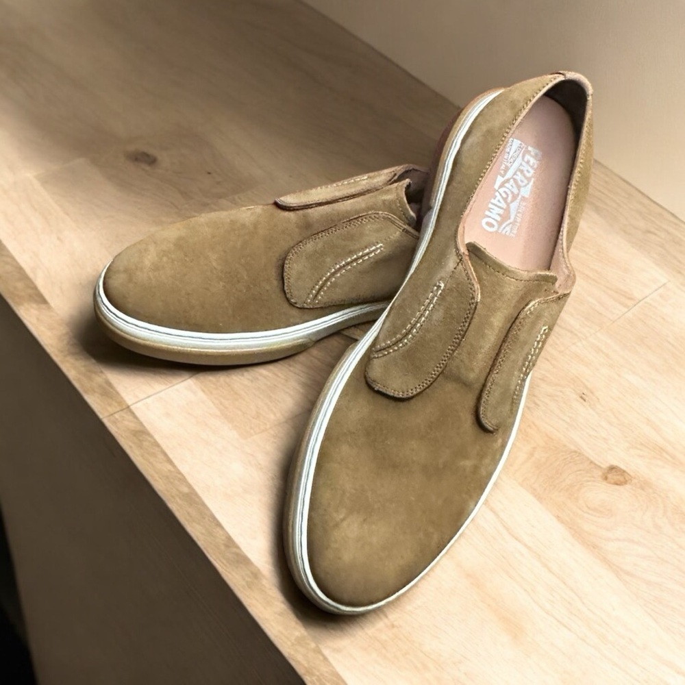 Suede slip on casual shoes